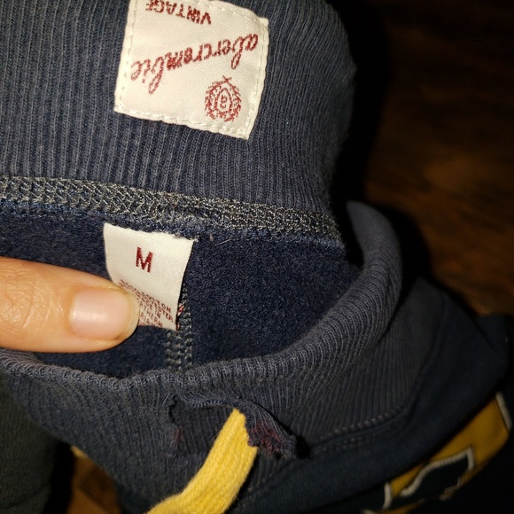 Abercrombie pants - Picture 3 of 3